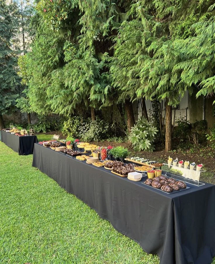 Outdoor catering display